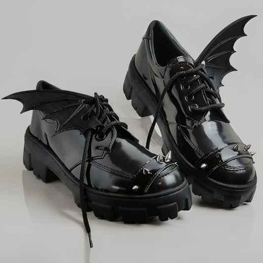 Oxford Vampire - Sapato com Asinhas de Morcego Santacrow
